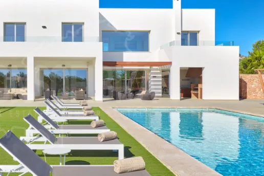 Rent a Villa in Ibiza - Blue Eyes Ibiza