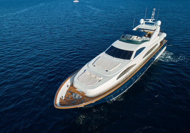 Rent Astondoa  102 GLX in Ibiza