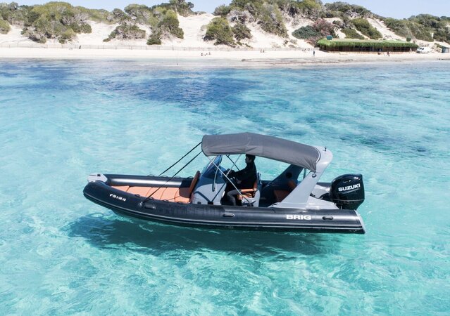 Rent Brig 650  in Ibiza